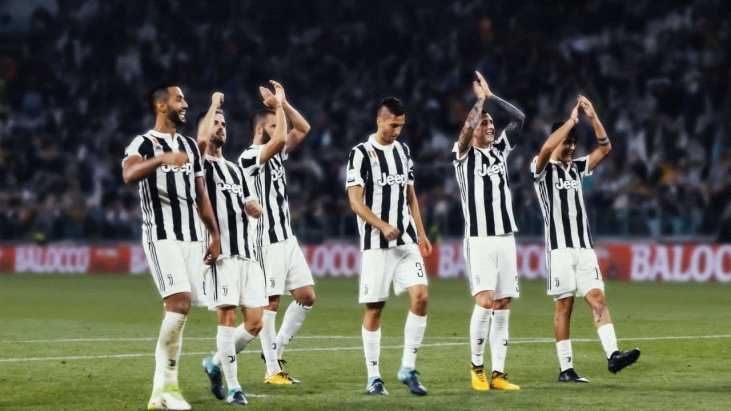 First Team: Juventus izle